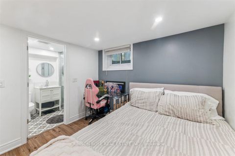 Photo 26 at 89 Holyrood Avenue, SW Southwest, Oakville