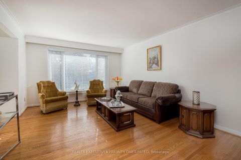 Photo 4 at 119 Willowridge Road, Richview, Toronto
