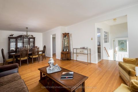 Photo 5 at 119 Willowridge Road, Richview, Toronto