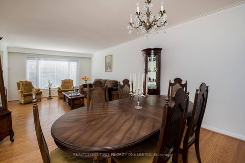 Photo 8 at 119 Willowridge Road, Richview, Toronto