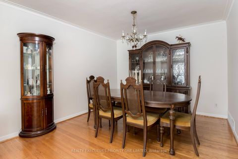Photo 9 at 119 Willowridge Road, Richview, Toronto