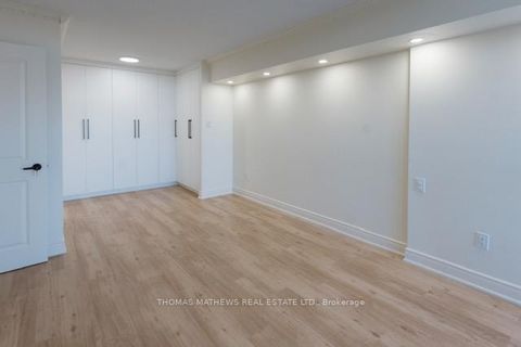 Photo 9 at 1405 - 3 Rowntree Road, Jamestown, Toronto