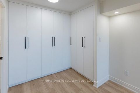 Photo 10 at 1405 - 3 Rowntree Road, Jamestown, Toronto