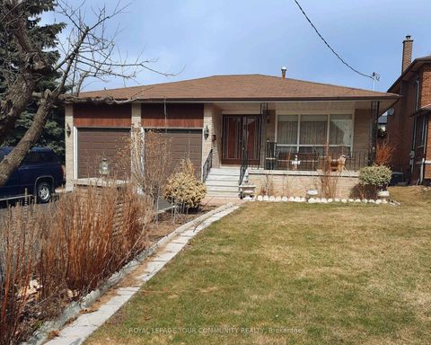 Photo 1 at 126 Spruce Avenue, South Richvale, Richmond Hill