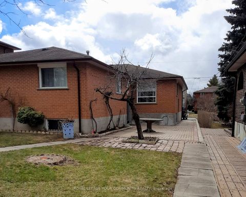 Photo 2 at 126 Spruce Avenue, South Richvale, Richmond Hill