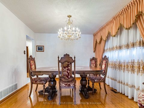 Photo 6 at 126 Spruce Avenue, South Richvale, Richmond Hill