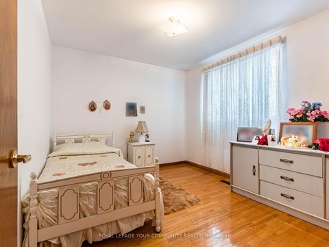 Photo 9 at 126 Spruce Avenue, South Richvale, Richmond Hill