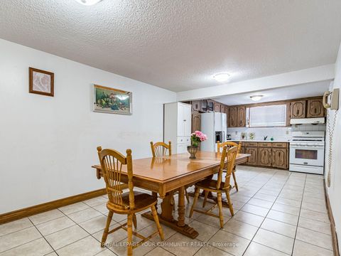 Photo 13 at 126 Spruce Avenue, South Richvale, Richmond Hill