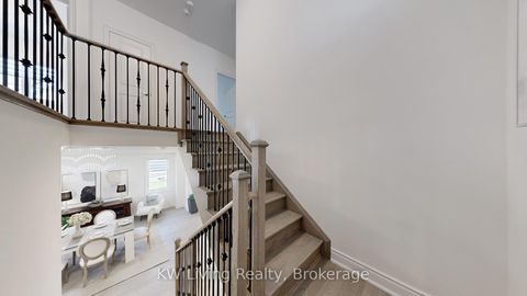 Photo 23 at 70 Current Drive, Rural Richmond Hill, Richmond Hill