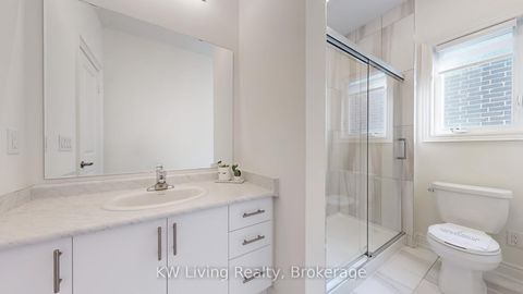 Photo 30 at 70 Current Drive, Rural Richmond Hill, Richmond Hill