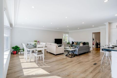 Photo 4 at 208 Betty Ann Drive, Willowdale West, Toronto