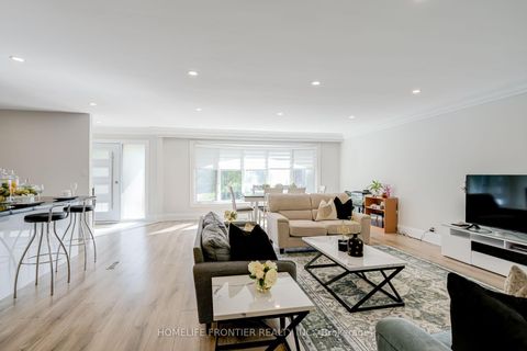 Photo 6 at 208 Betty Ann Drive, Willowdale West, Toronto