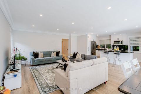 Photo 8 at 208 Betty Ann Drive, Willowdale West, Toronto