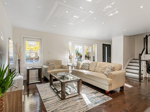 Photo 4 at F - 346 Jarvis Street, Yonge Corridor, Toronto