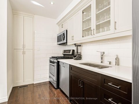 Photo 12 at F - 346 Jarvis Street, Yonge Corridor, Toronto