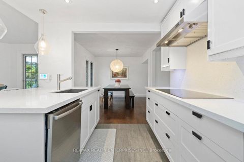 Photo 11 at 265 Snowden Road, BR Bronte, Oakville