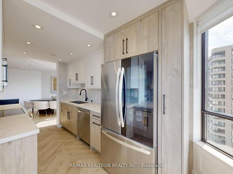 Photo 10 at 1111 - 7460 Bathurst Street, Brownridge, Vaughan