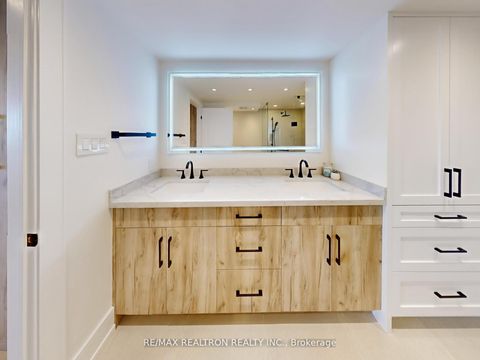 Photo 17 at 1111 - 7460 Bathurst Street, Brownridge, Vaughan