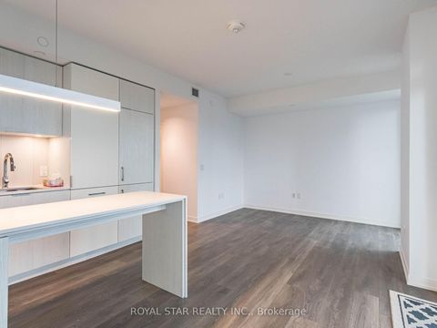 Photo 11 at 1305 - 20 Richardson Street, Waterfront Communities C8, Toronto