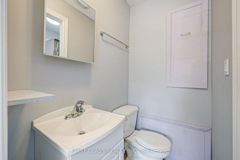 Photo 17 at 17 Willowbank Avenue, Oak Ridges Lake Wilcox, Richmond Hill