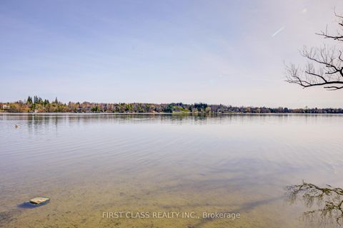 Photo 22 at 17 Willowbank Avenue, Oak Ridges Lake Wilcox, Richmond Hill