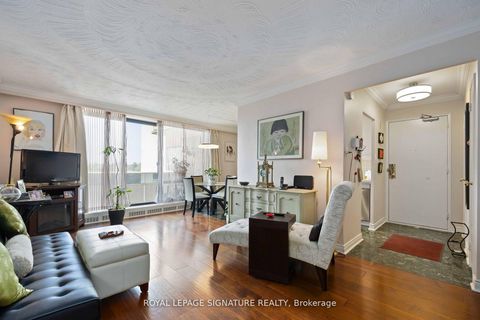 Photo 3 at 502 - 921 Midland Avenue, Eglinton East, Toronto