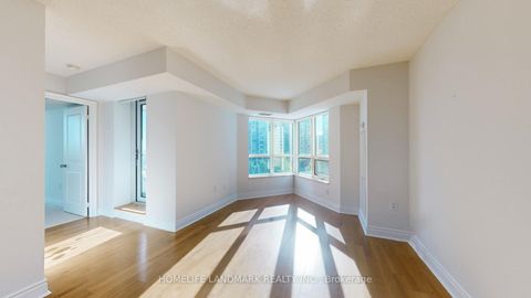 Photo 7 at 423 - 500 Doris Avenue, Willowdale East, Toronto