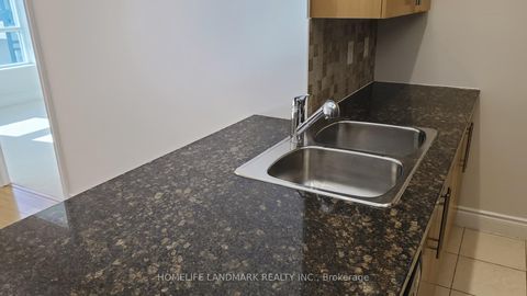 Photo 14 at 423 - 500 Doris Avenue, Willowdale East, Toronto