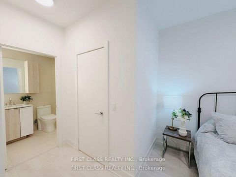 Photo 11 at 806 - 15 Mercer Street, Waterfront Communities C1, Toronto