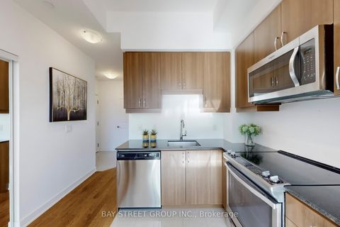 Photo 7 at 802 - 9191 Yonge Street, Langstaff, Richmond Hill