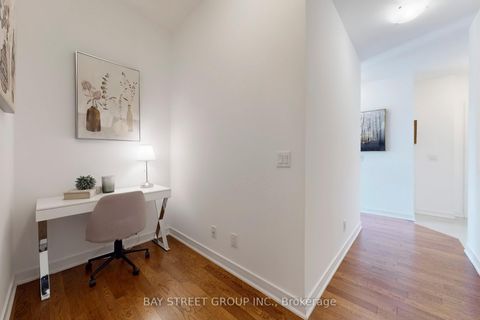 Photo 13 at 802 - 9191 Yonge Street, Langstaff, Richmond Hill
