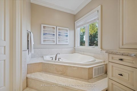 Photo 25 at 7 Toscanini Road, Oak Ridges, Richmond Hill