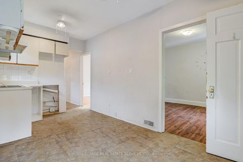 Photo 5 at 492 Jane Street, Bloor West Village, Toronto