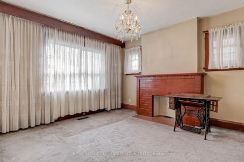 Photo 20 at 492 Jane Street, Bloor West Village, Toronto