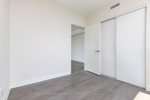 Photo 11 at 2711 - 2 Sonic Way, Flemingdon Park, Toronto