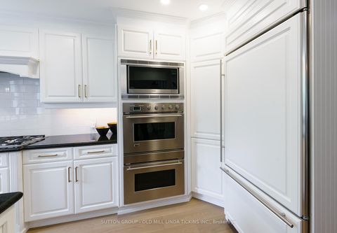 Photo 12 at 42 Brentwood Road N, Kingsway South, Toronto