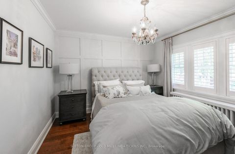 Photo 20 at 42 Brentwood Road N, Kingsway South, Toronto