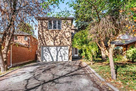 Photo 1 at 16 Marchwood Crescent, Harding, Richmond Hill