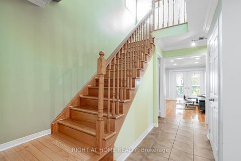 Photo 13 at 16 Marchwood Crescent, Harding, Richmond Hill