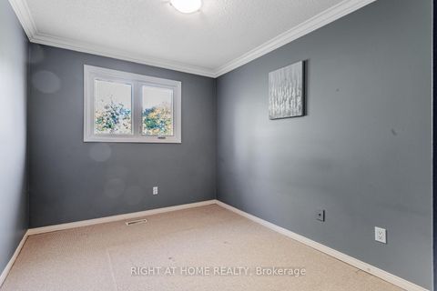 Photo 15 at 16 Marchwood Crescent, Harding, Richmond Hill