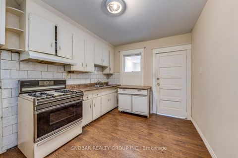 Photo 5 at 483 Caledonia Road, Fairbank, Toronto