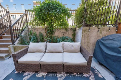 Photo 8 at 117 - 14 Foundry Avenue, Junction, Toronto