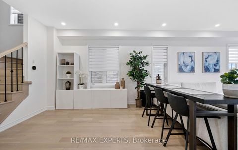 Photo 8 at 58 Bellefond Street, Kleinburg, Vaughan