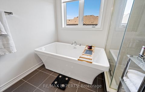 Photo 24 at 58 Bellefond Street, Kleinburg, Vaughan