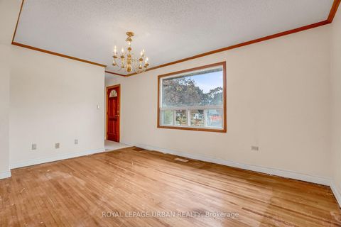 Photo 2 at 55 Merritt Road, Parkview, Toronto