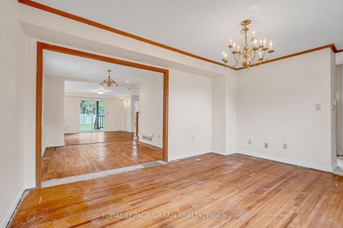 Photo 5 at 55 Merritt Road, Parkview, Toronto