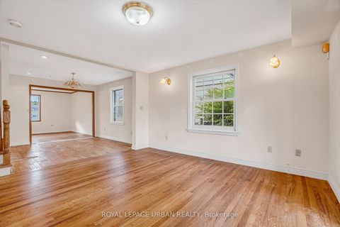 Photo 10 at 55 Merritt Road, Parkview, Toronto