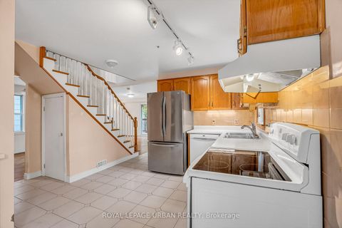 Photo 14 at 55 Merritt Road, Parkview, Toronto