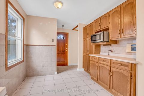 Photo 16 at 55 Merritt Road, Parkview, Toronto