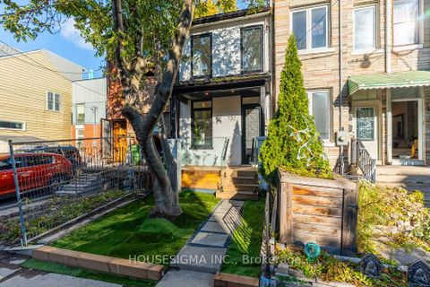 Photo 2 at 732 Adelaide Street W, Niagara, Toronto